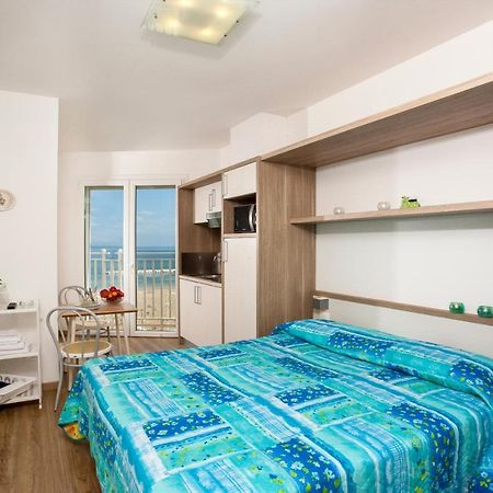 Beach Residence Gabicce Mare Extérieur photo