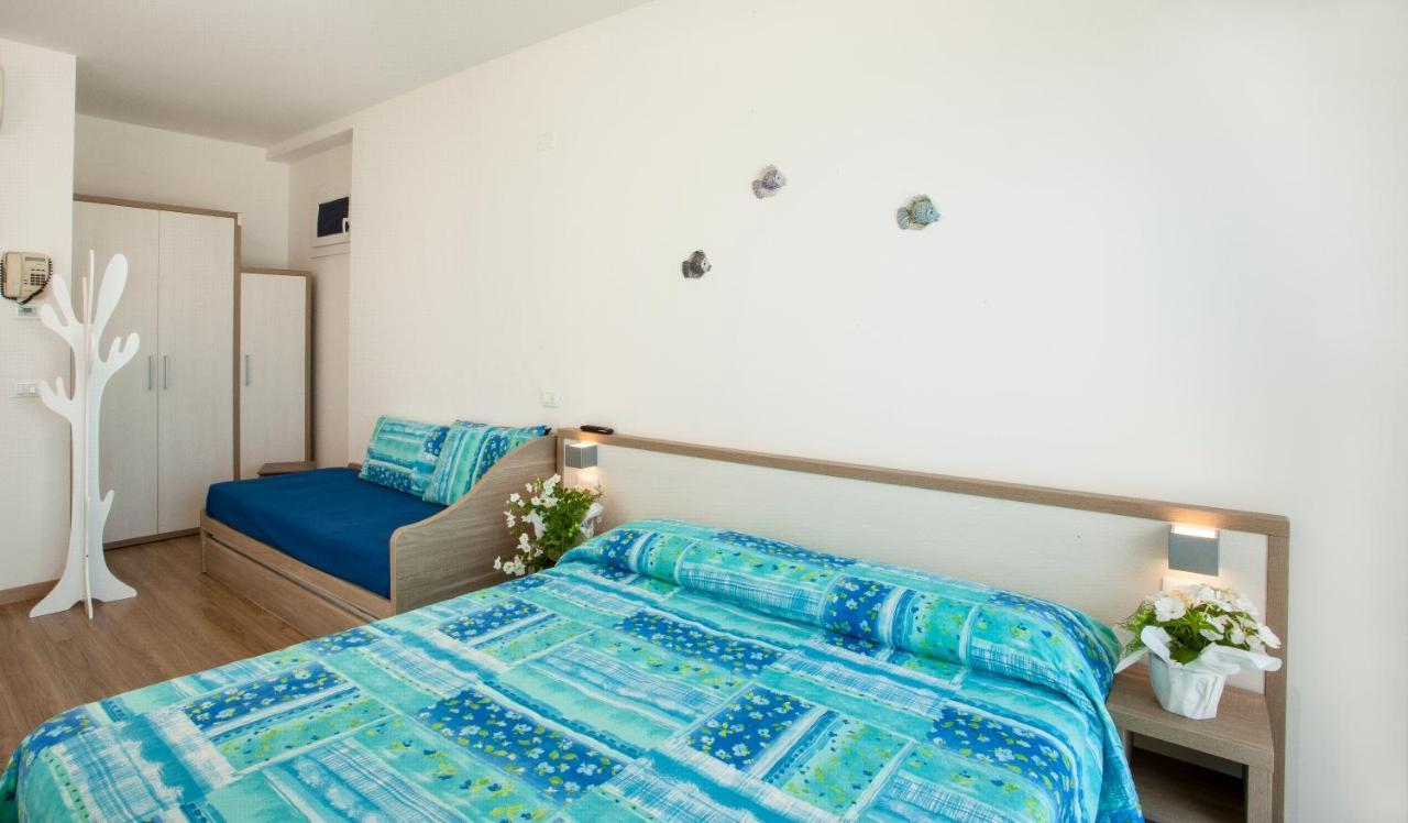 Beach Residence Gabicce Mare Extérieur photo