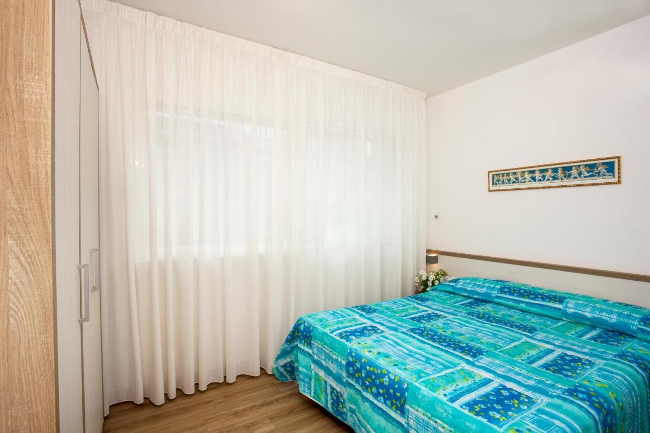 Beach Residence Gabicce Mare Extérieur photo