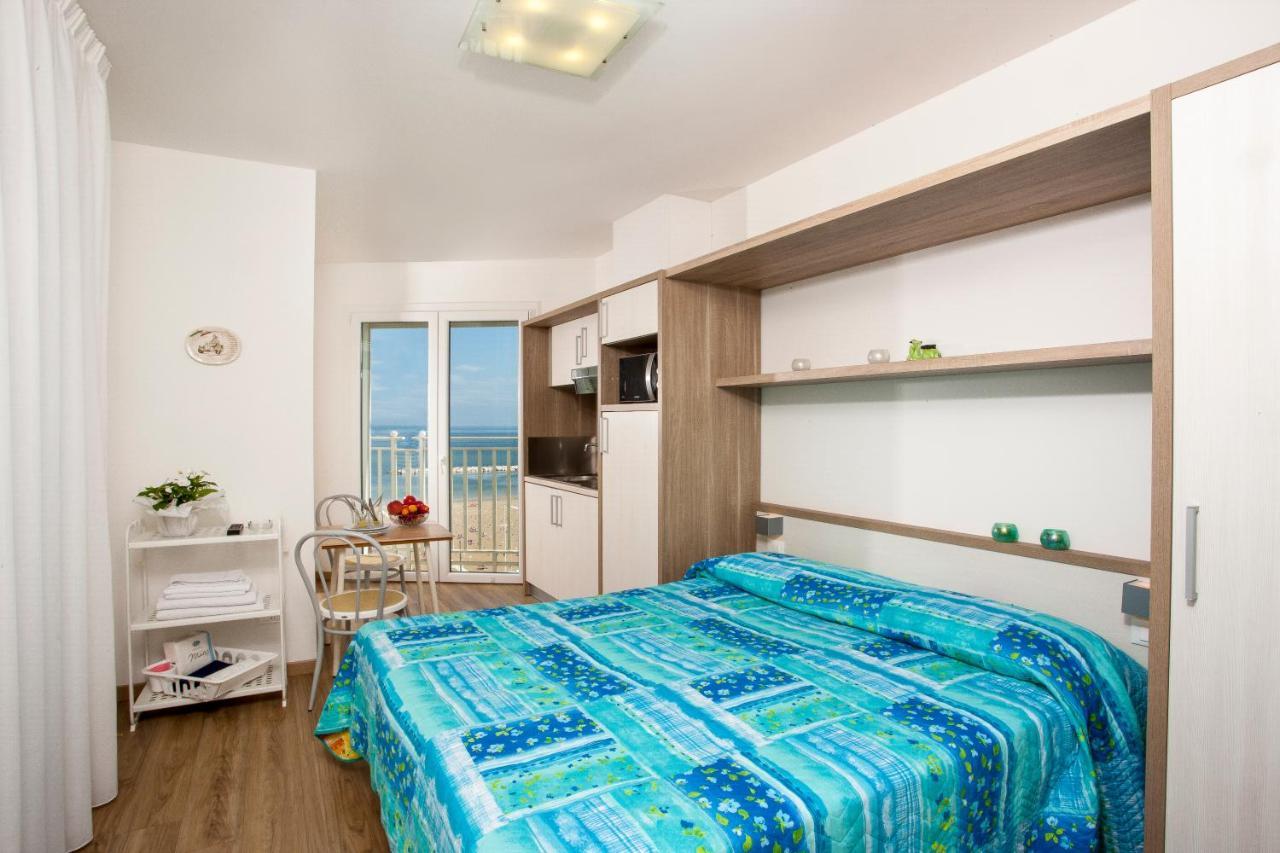 Beach Residence Gabicce Mare Extérieur photo