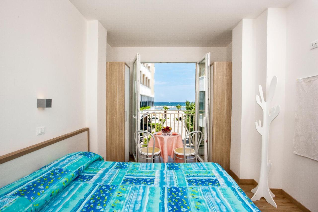 Beach Residence Gabicce Mare Extérieur photo
