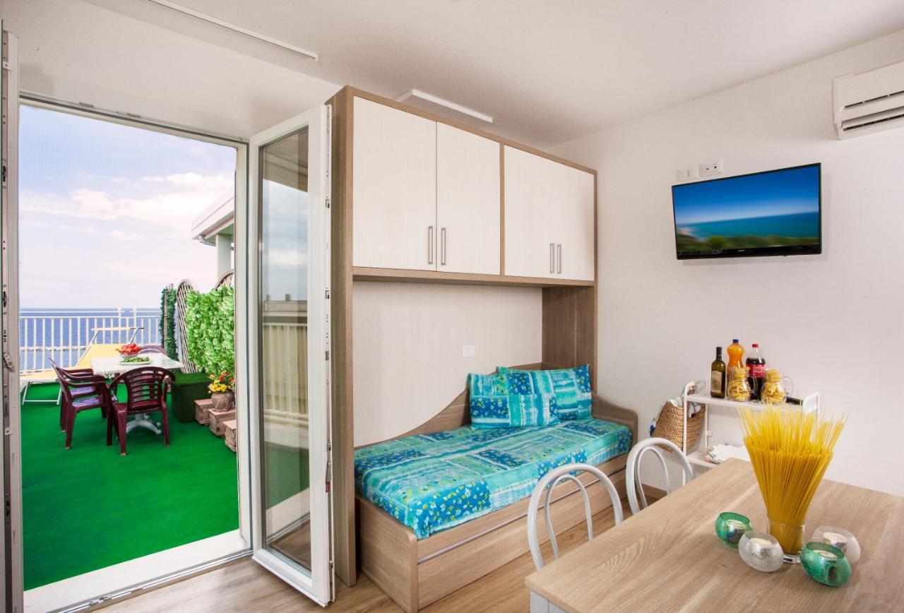 Beach Residence Gabicce Mare Extérieur photo